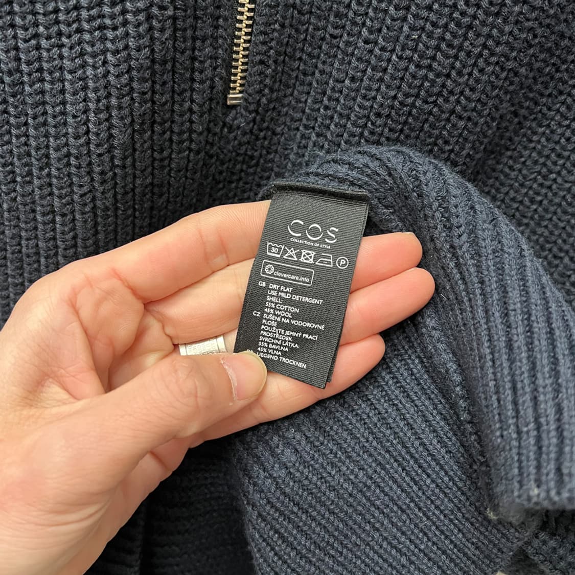 COS 코스 오버핏 반집업 울 니트 L 상품이미지4