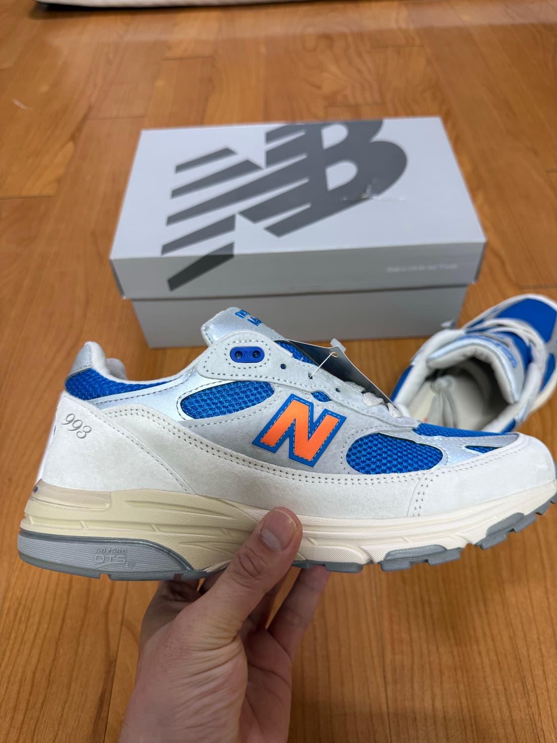 뉴발란스 x 키스 x 메디슨 스퀘어 993 상품이미지2