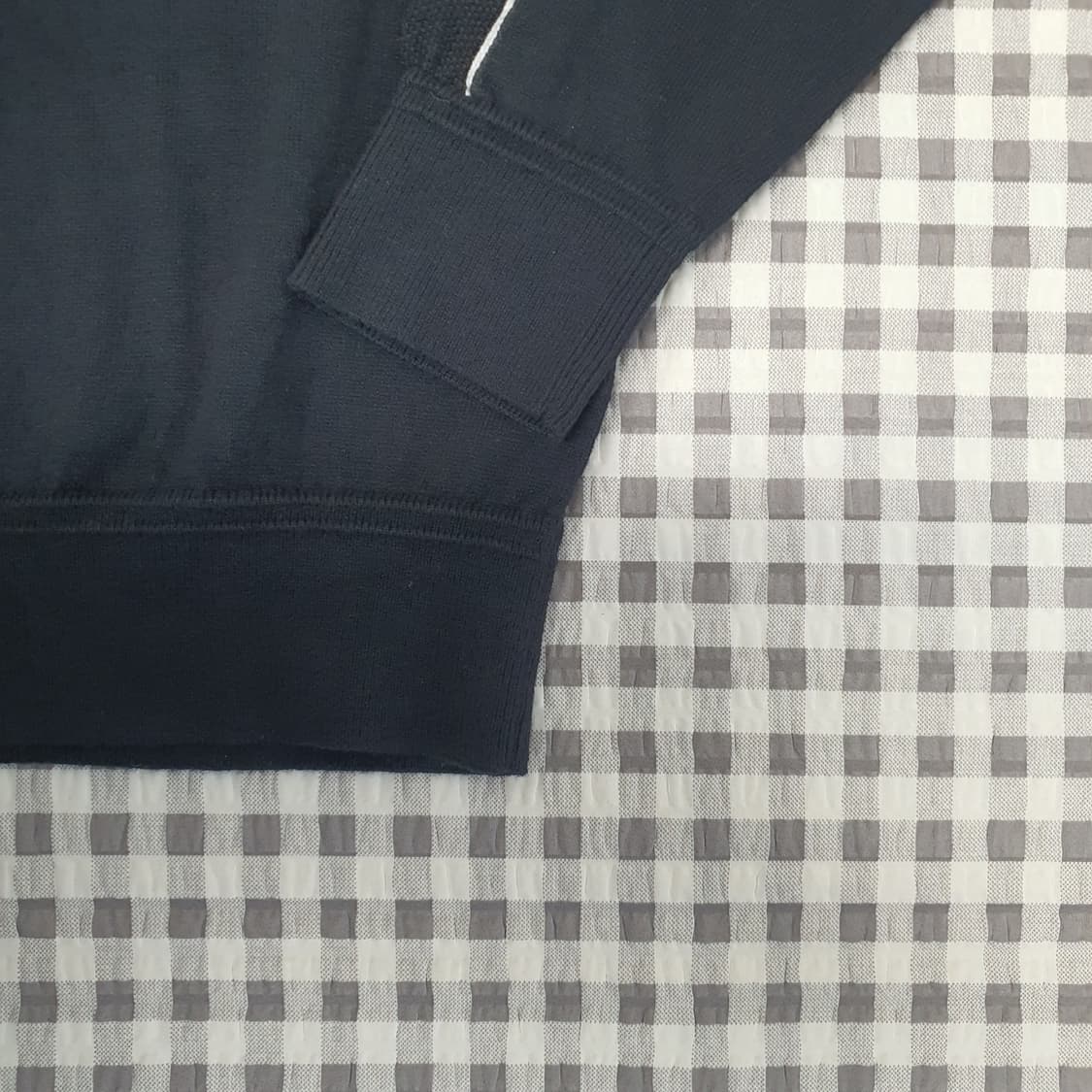 캘빈클라인 얇은 면 니트 남자95 상품이미지4