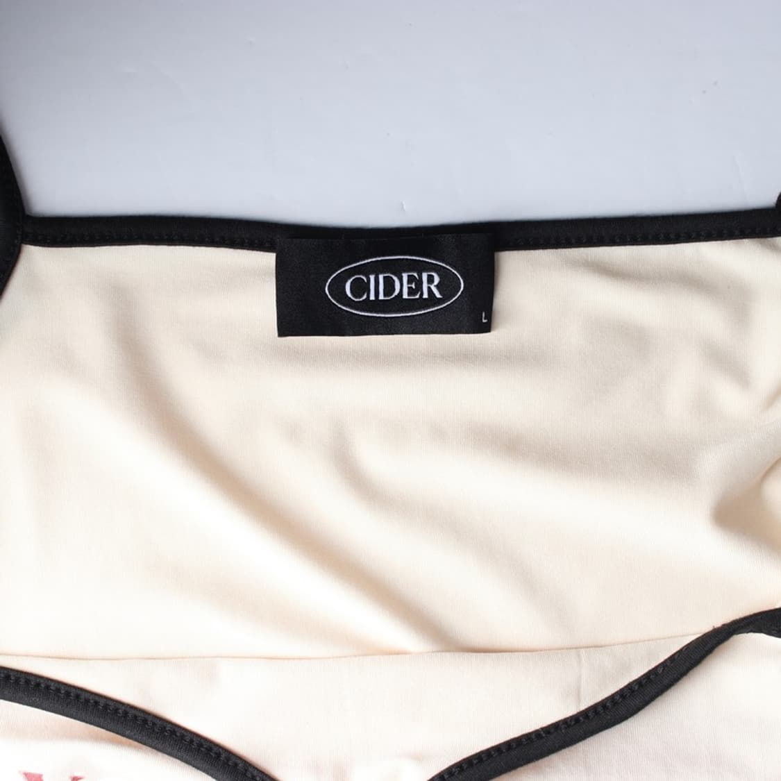 CIDER 엔젤 프린팅 배색 라인 캐미솔 L 상품이미지5