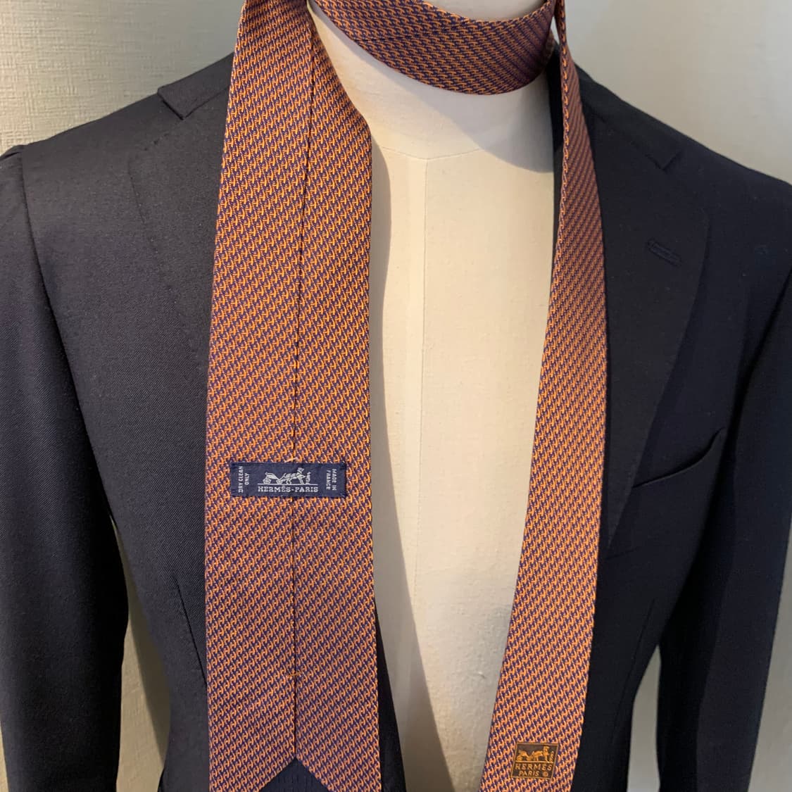 에르메스(HERMES) H로고 기하학적패턴 프랑스 100실크 명품넥타이 상품이미지2