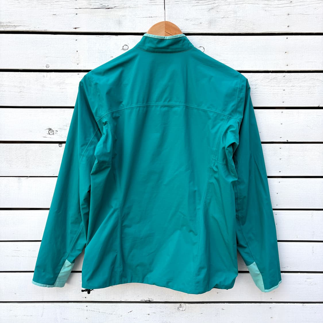 Arcteryx 아크테릭스 솔라노 바람막이 자켓 상품이미지2