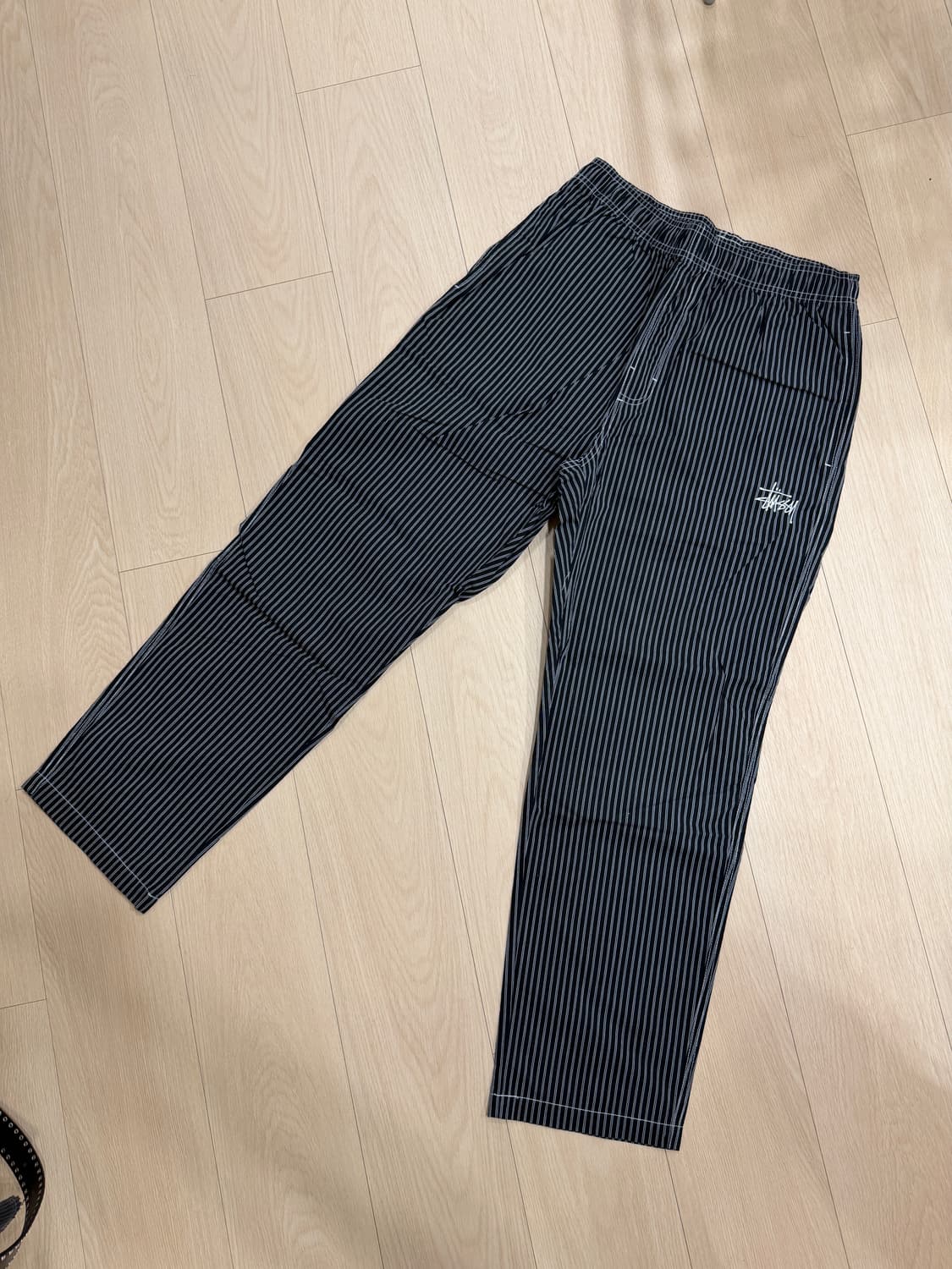 STUSSY 스투시 스트라이프 팬츠 블랙 (새상품) 상품이미지1