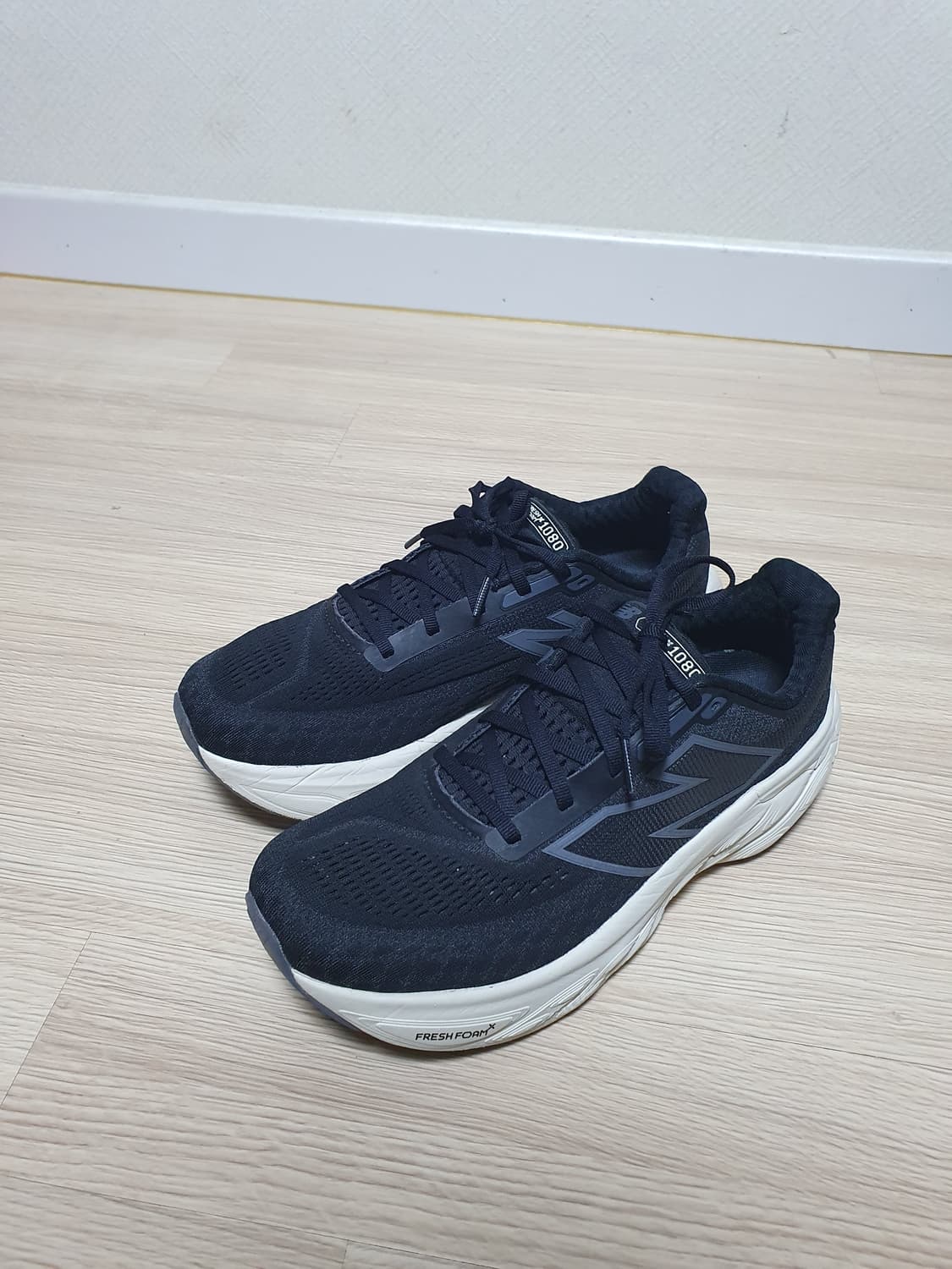 뉴발란스 1080 v14 운동화 265 상품이미지4