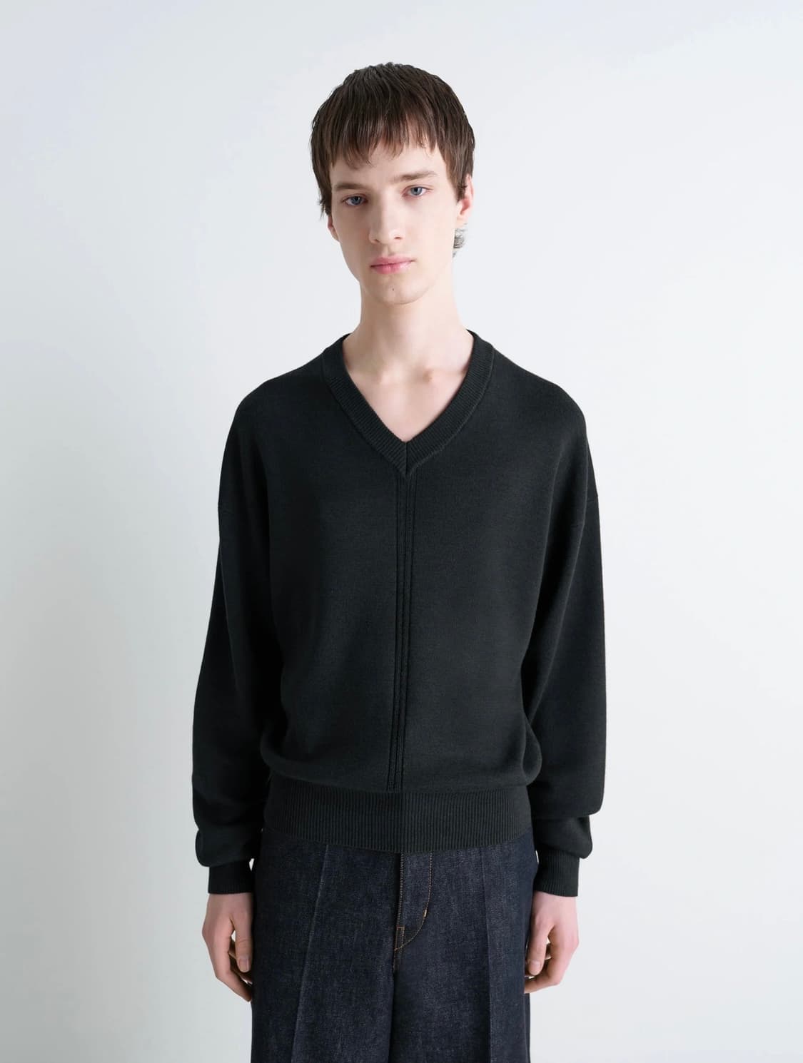 [M,L,XL]르메르 25fw 브이넥 니트/Anthracite 상품이미지1
