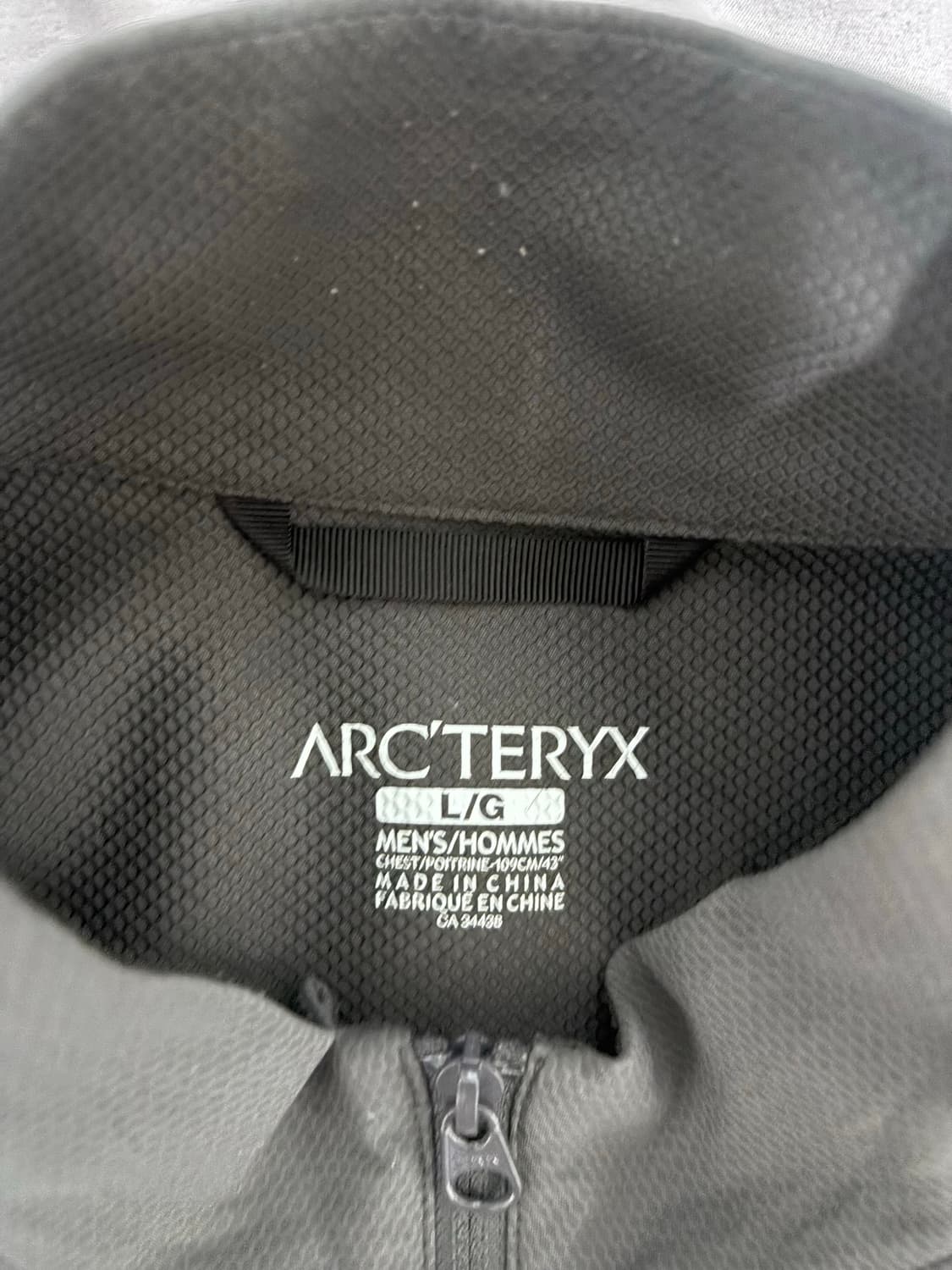 아크테릭스 바람막이 L 상품이미지3