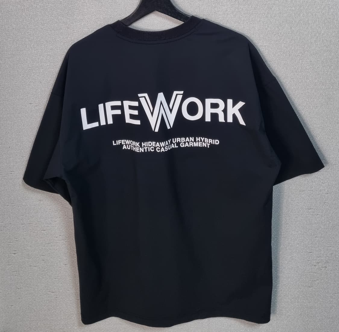 오버핏 M ) 라이프워크 블랙 우븐 반팔티 상품이미지2