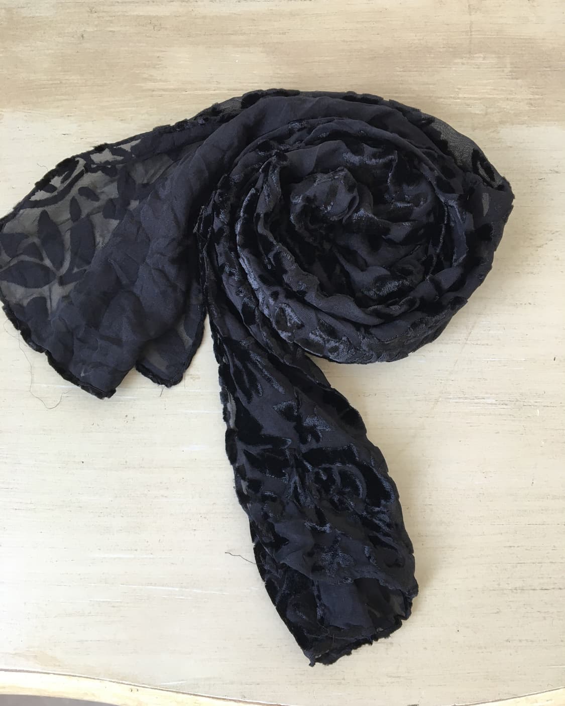flower pattern velvet point scarf 상품이미지1