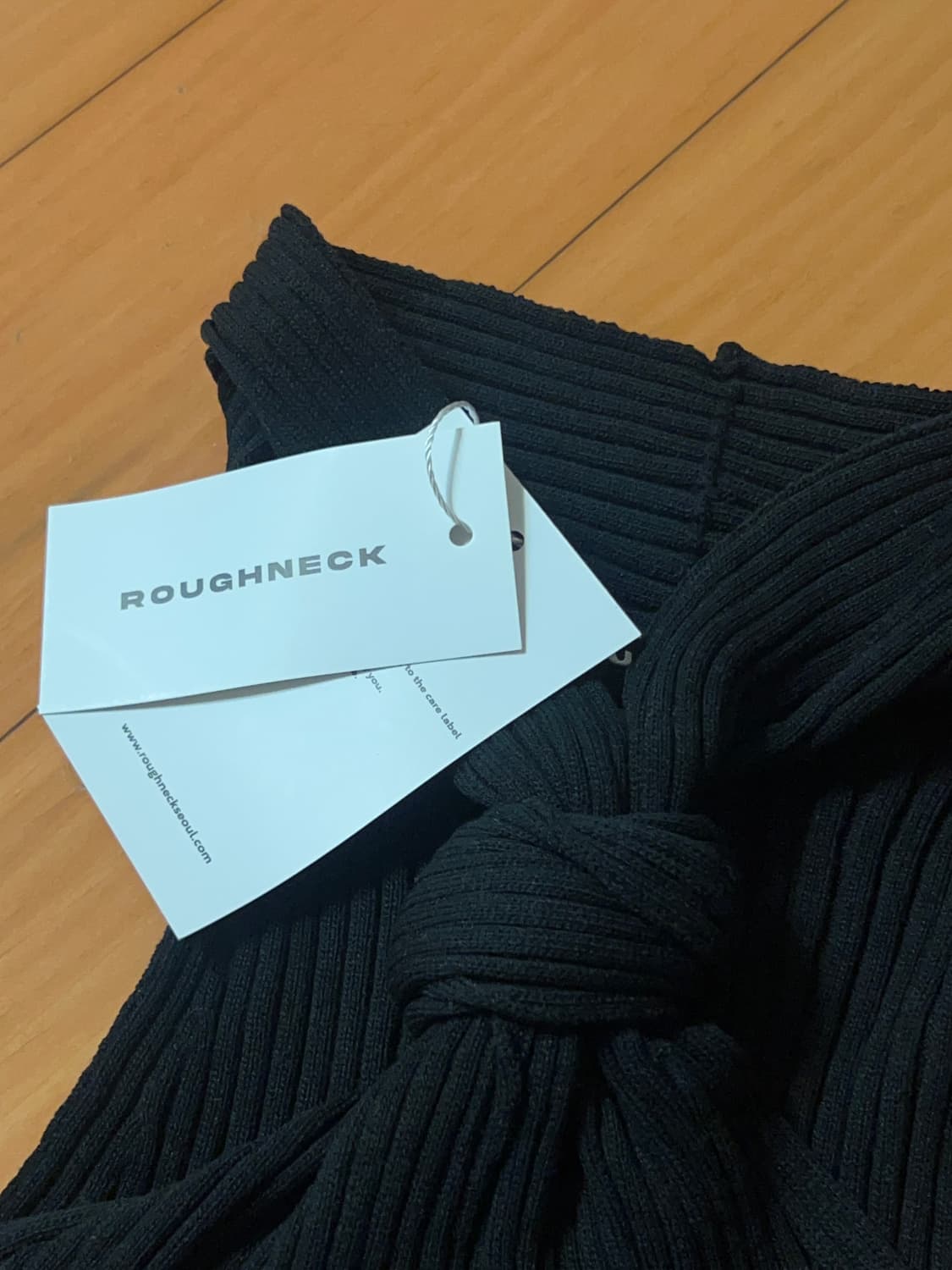 러프넥 홀터 탑  상품이미지4