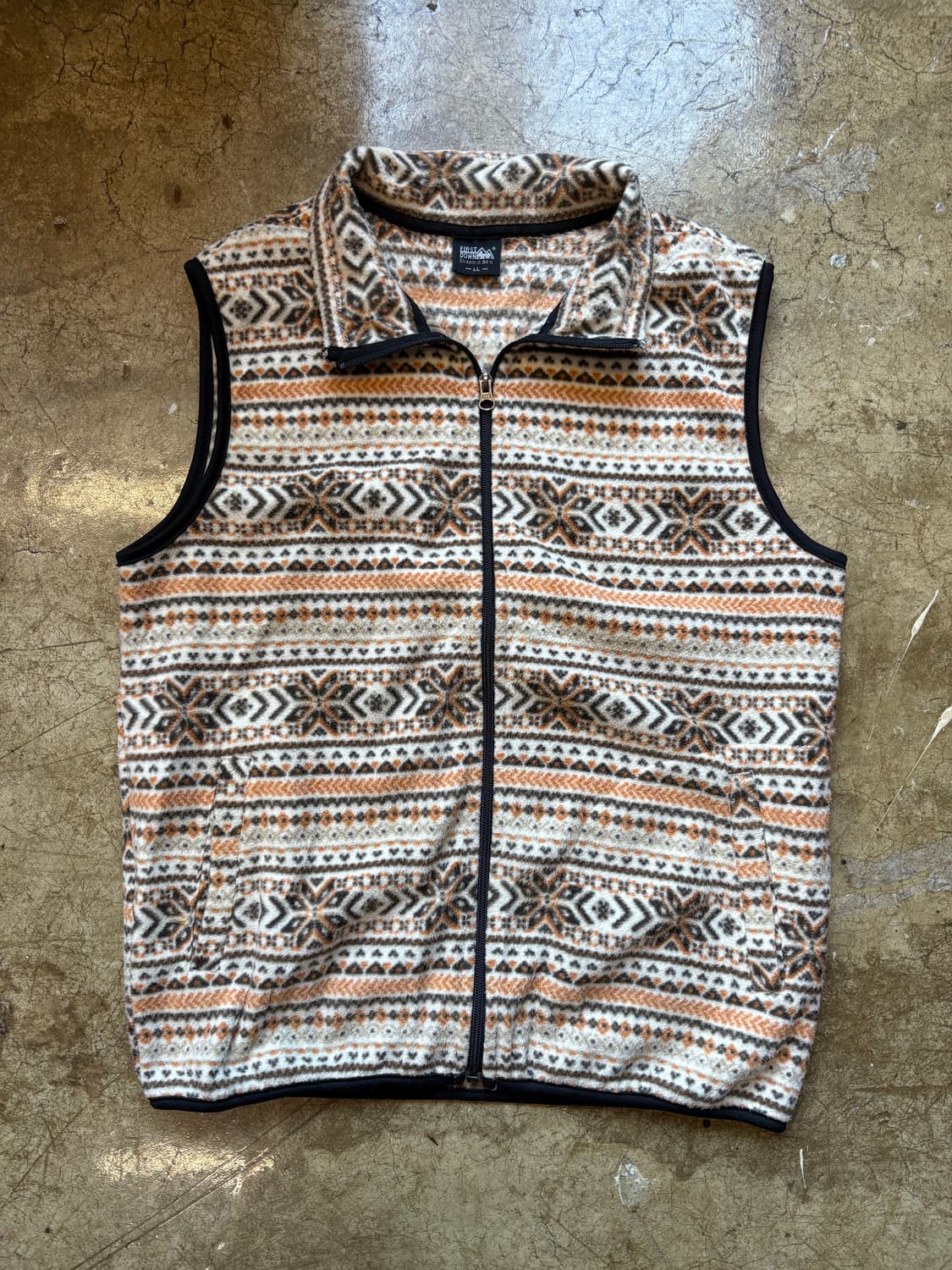 퍼스트 다운 빈티지 아가일 플리스 베스트 상품이미지1