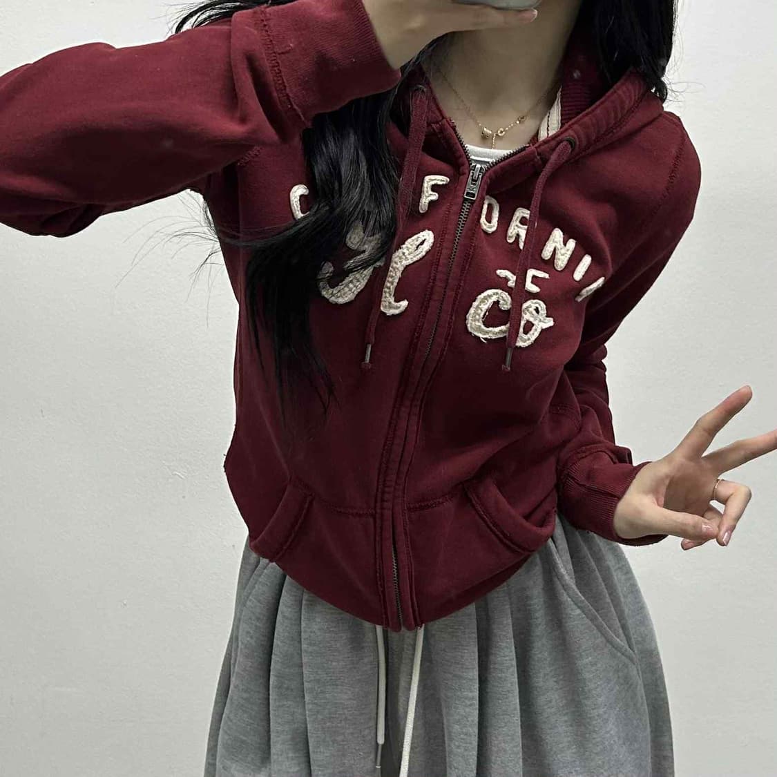 홀리스터 y2k 여리핏 버건디 걸즈 대장급 후드집업 희귀져지(M) 상품이미지1