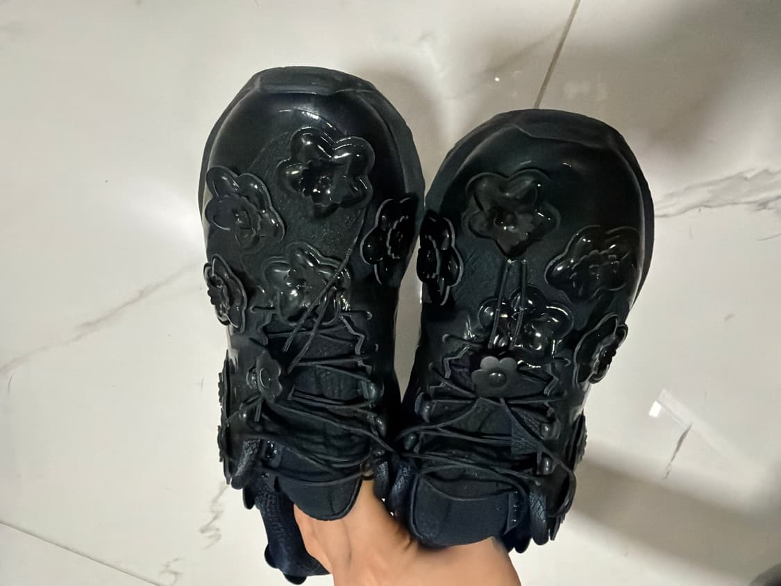 세실리에반센 x 아식스 젤 터레인 블랙 240 세실리아반센 cecilll 상품이미지4