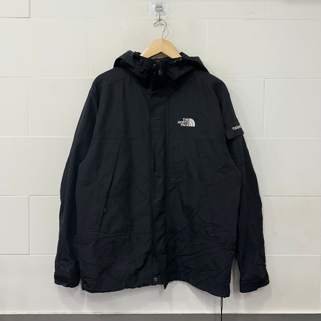 노스페이스 바람막이 상품이미지1