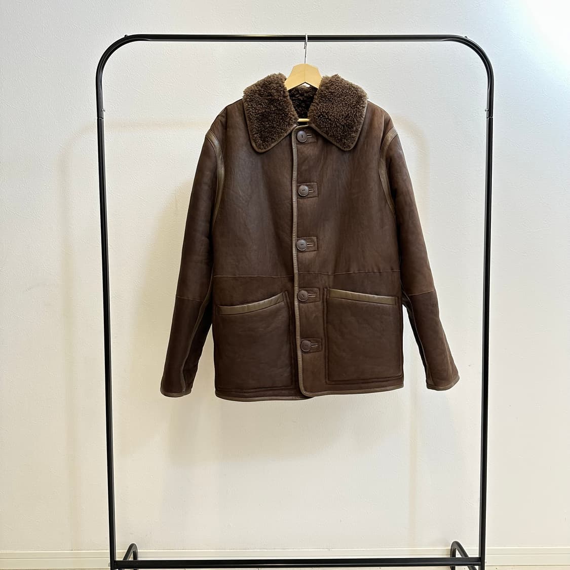 르메르 리버시블 무스탕 48사이즈  상품이미지1