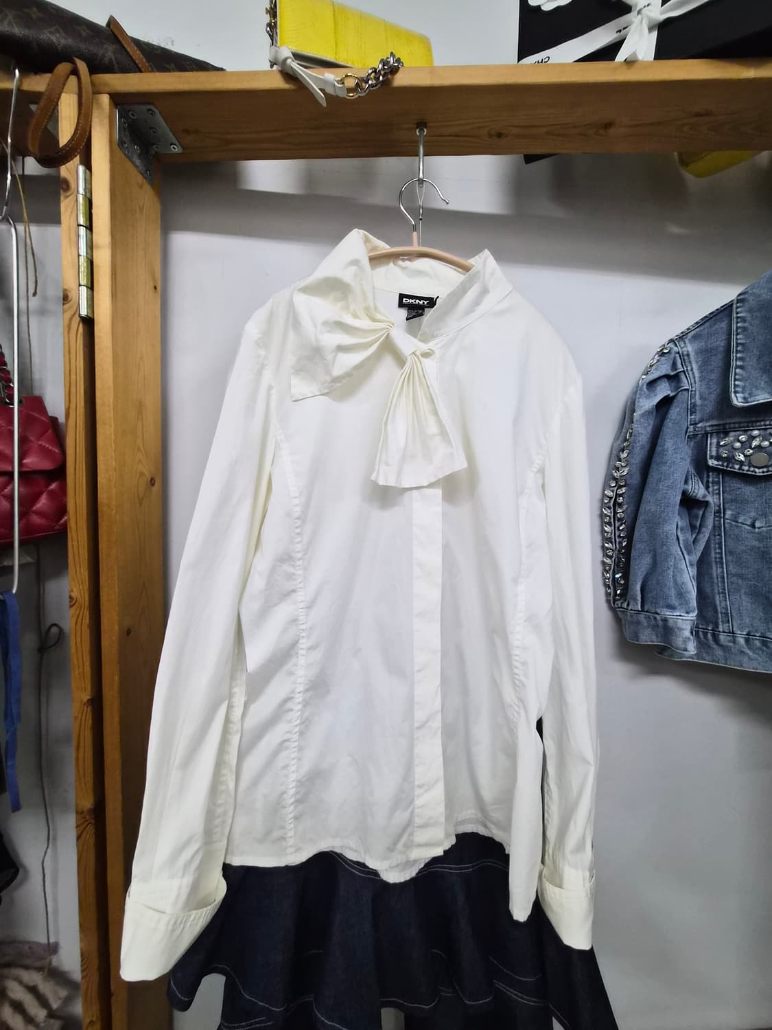 DKNY 셔츠 블라우스. 폴로랄프로렌 데님스커트 상품이미지2