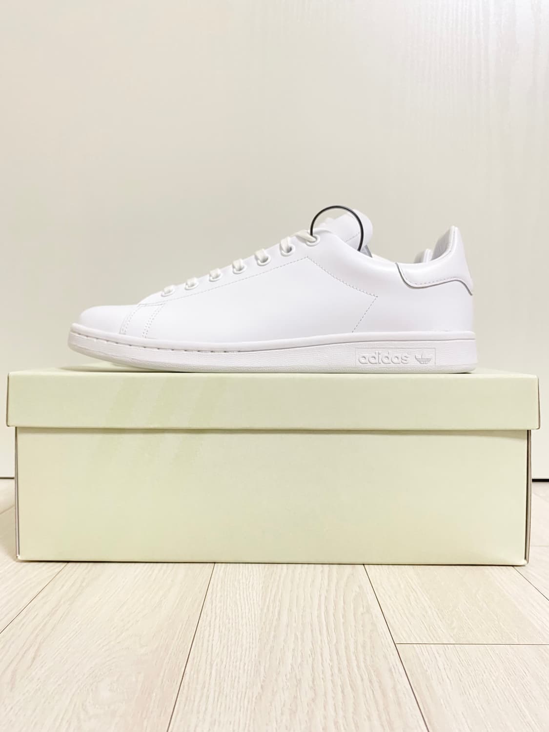 DOVER STREET MARKET X ADIDAS STAN SMITH 상품이미지1