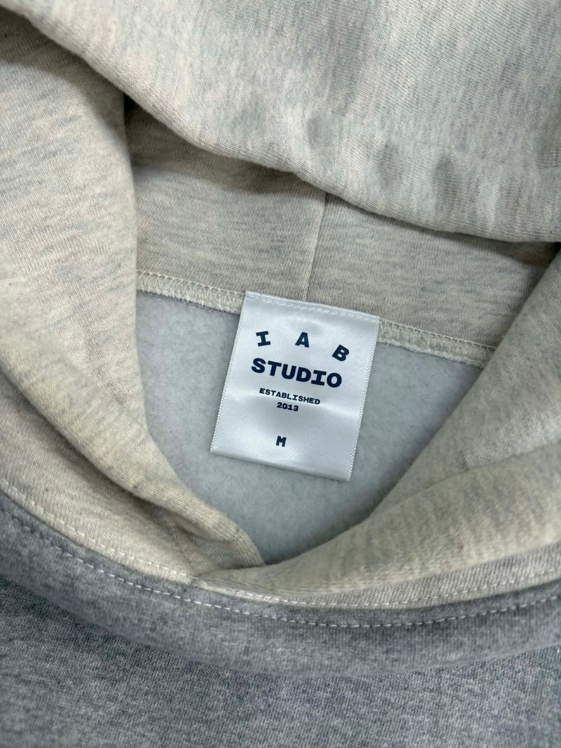 [M] 아이앱 스튜디오 듀얼 그레이 후드티 스웻셔츠 상품이미지3
