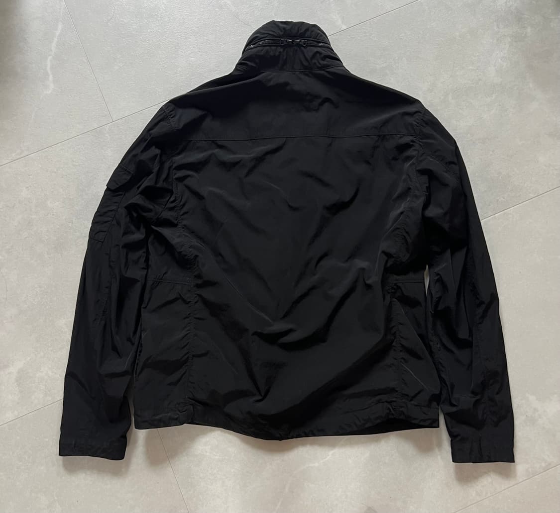 Cp company 크롬-R 블랙 자켓 상품이미지2