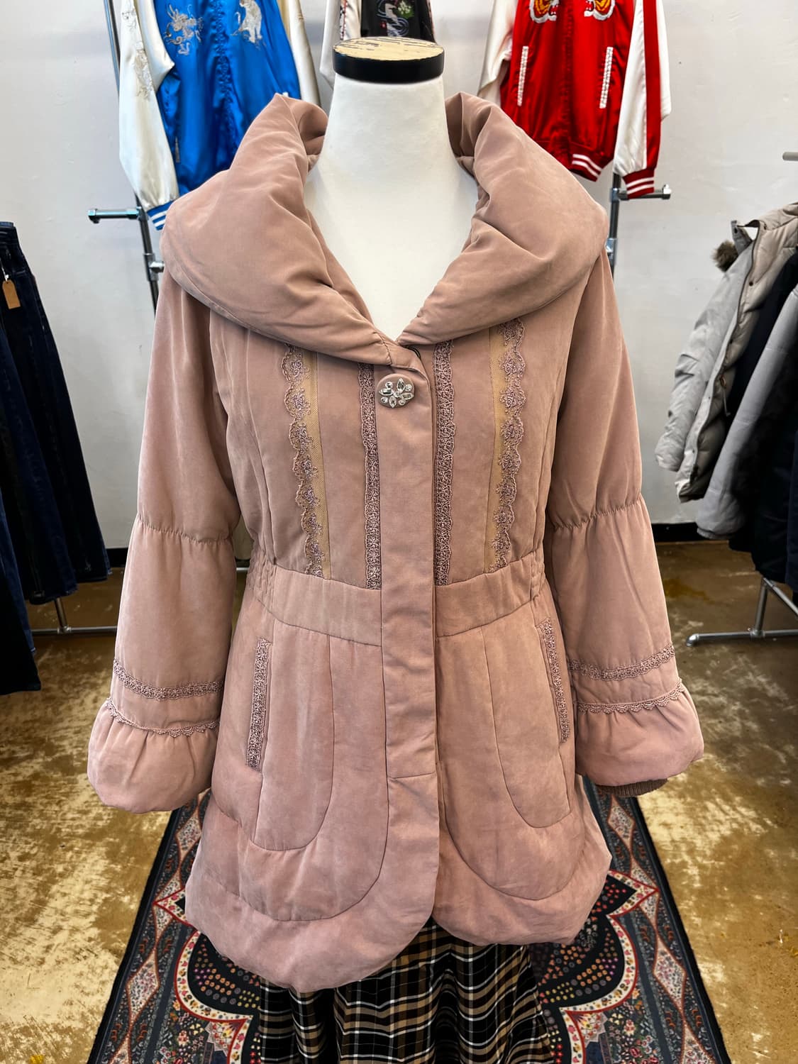 엑시즈팜 레이스 패딩 코트 상품이미지2