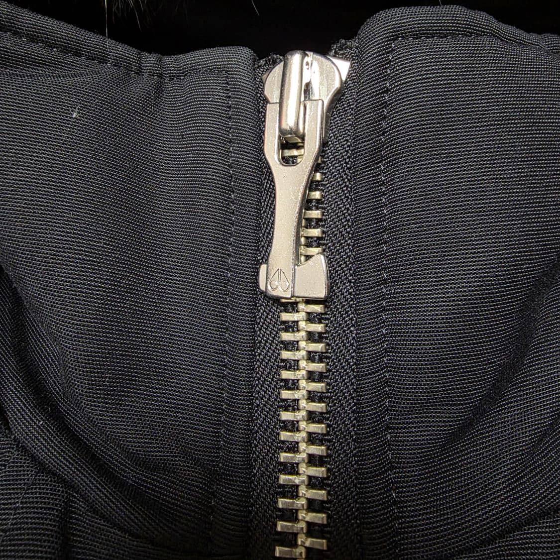 {클로젯}[L][22~23F/w]무스너클 발리스틱 숏 다운 패딩 상품이미지4