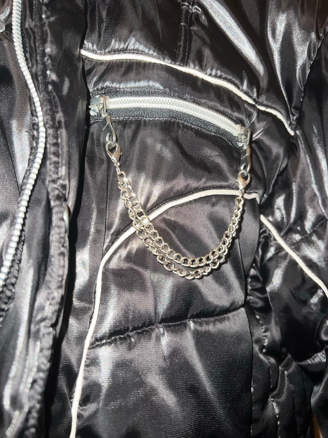 빈티지 펑크 체인 글로시 패딩 상품이미지2