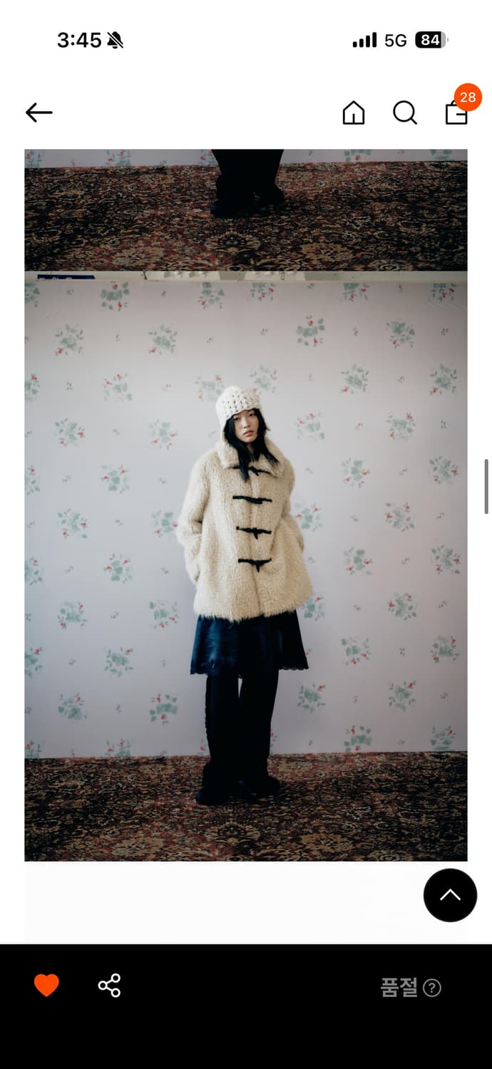 생긴스튜디오 NIMBUS TOGGLE FUR COAT BEIGE 상품이미지2