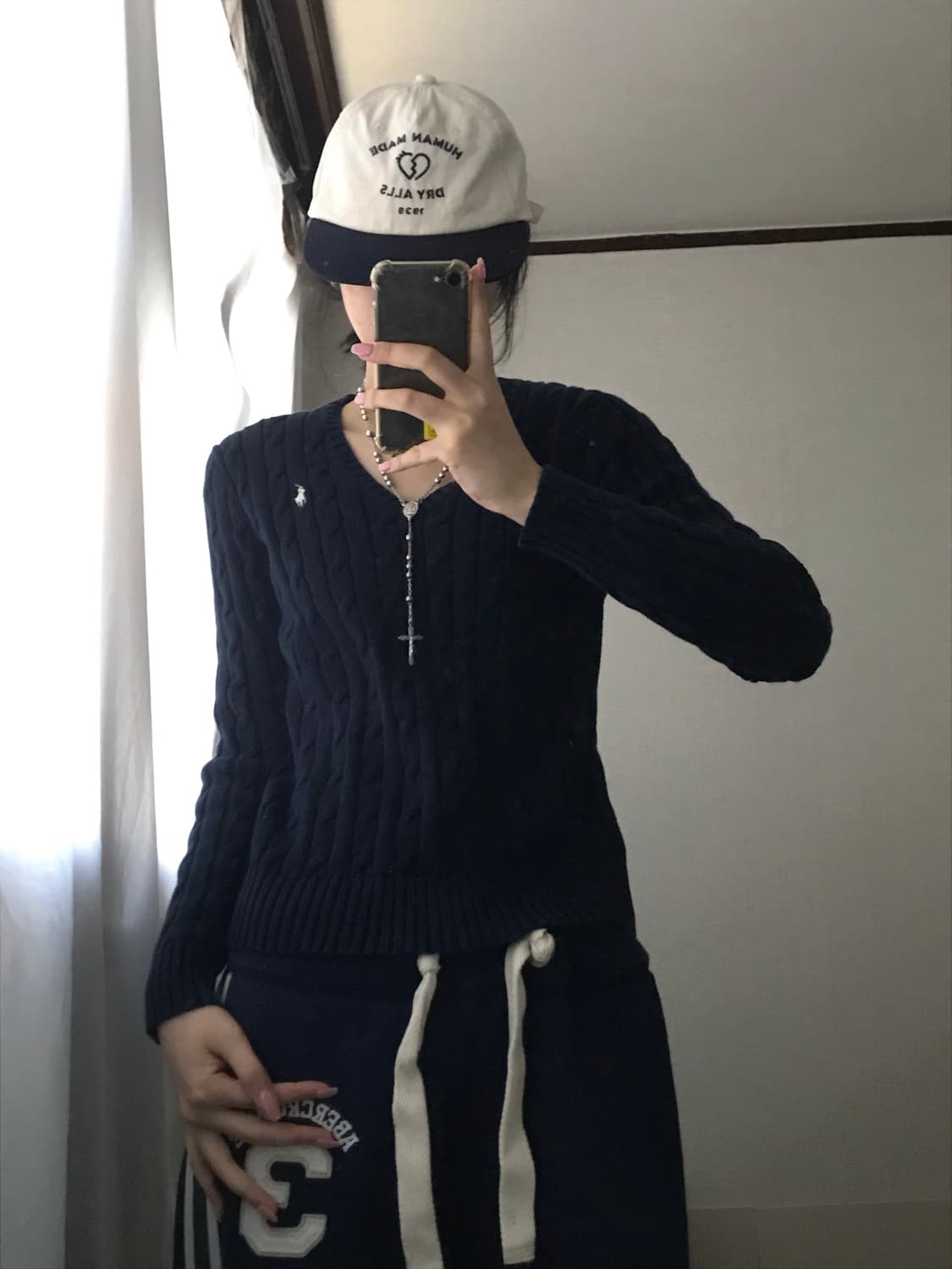 폴로 네이비 브이넥 케이블 니트 상품이미지6