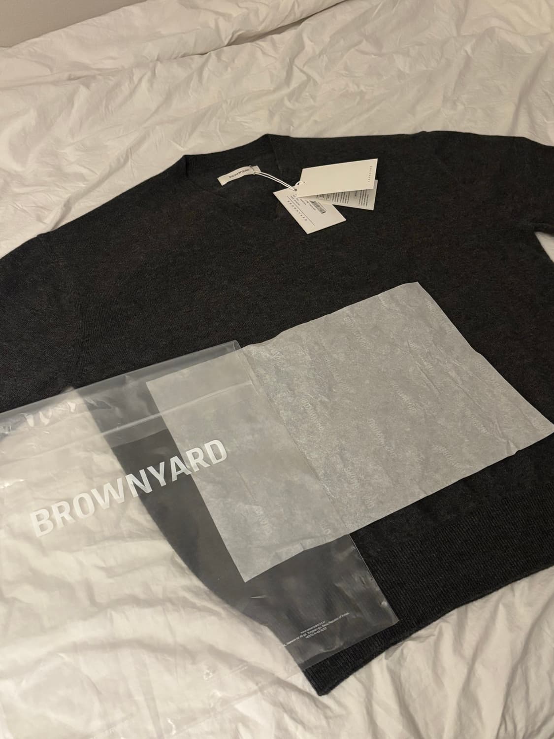 브라운야드 브이넥 (새상품) 상품이미지1