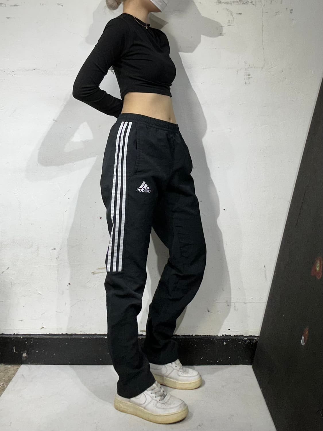 아디다스 블랙 화이트 삼선 트레이닝 팬츠 M 상품이미지1
