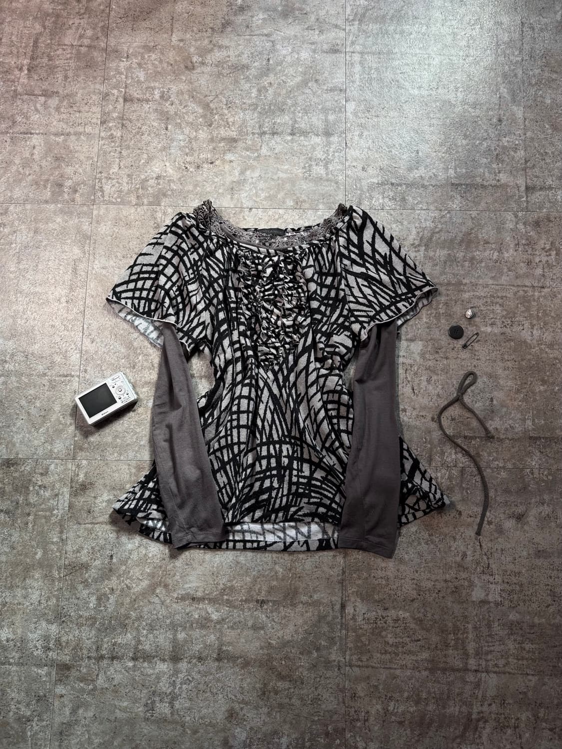 레이스 모티프 롱 슬리브 티 상품이미지8