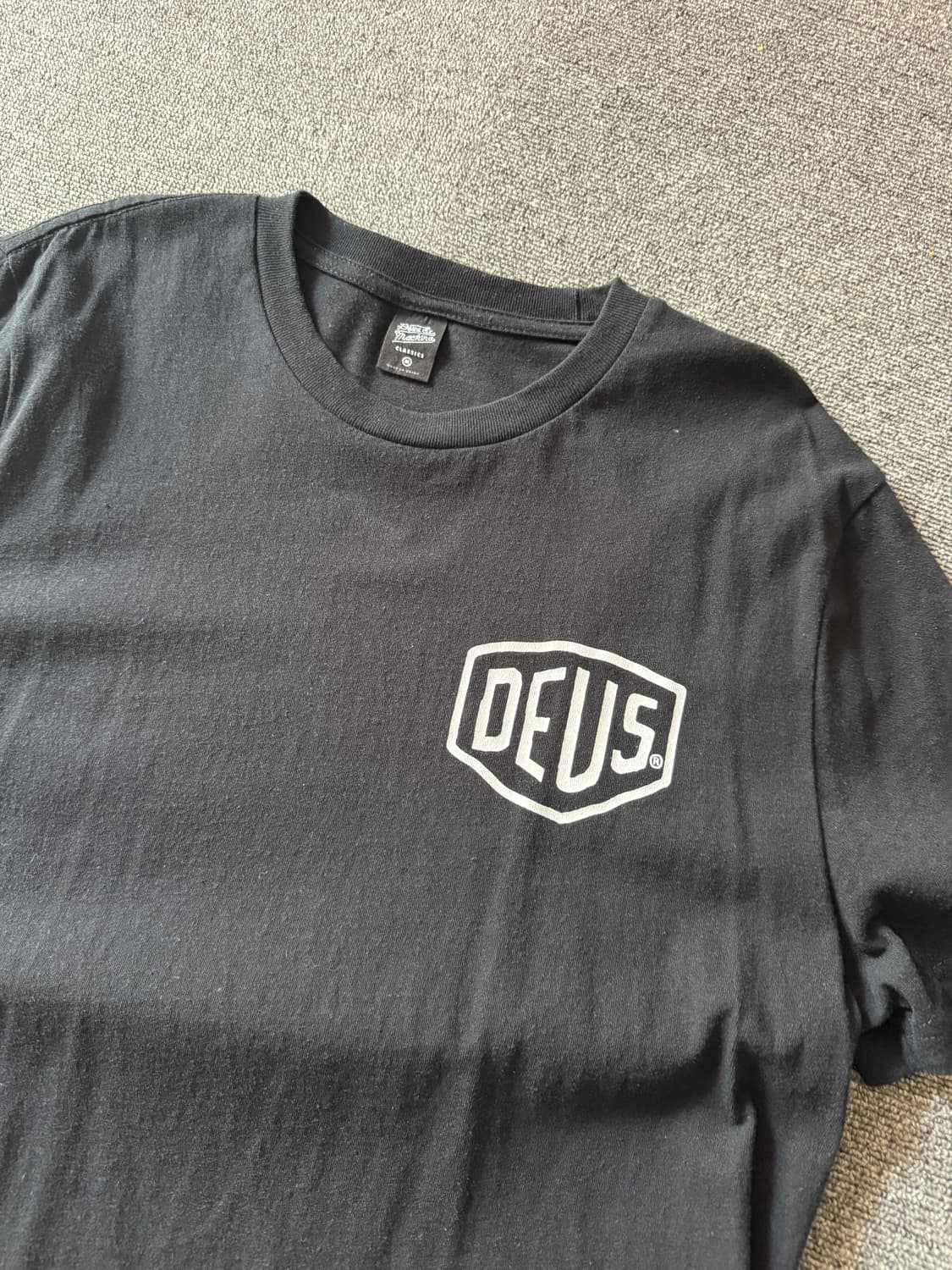 데우스 엑스 마키나 비아리츠 어드레스 티셔츠 블랙 상품이미지1