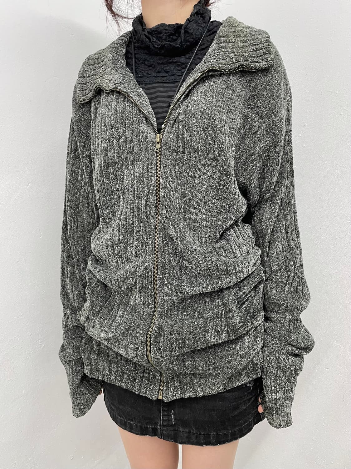 벨벳 골지 차콜 루즈 집업 상품이미지2