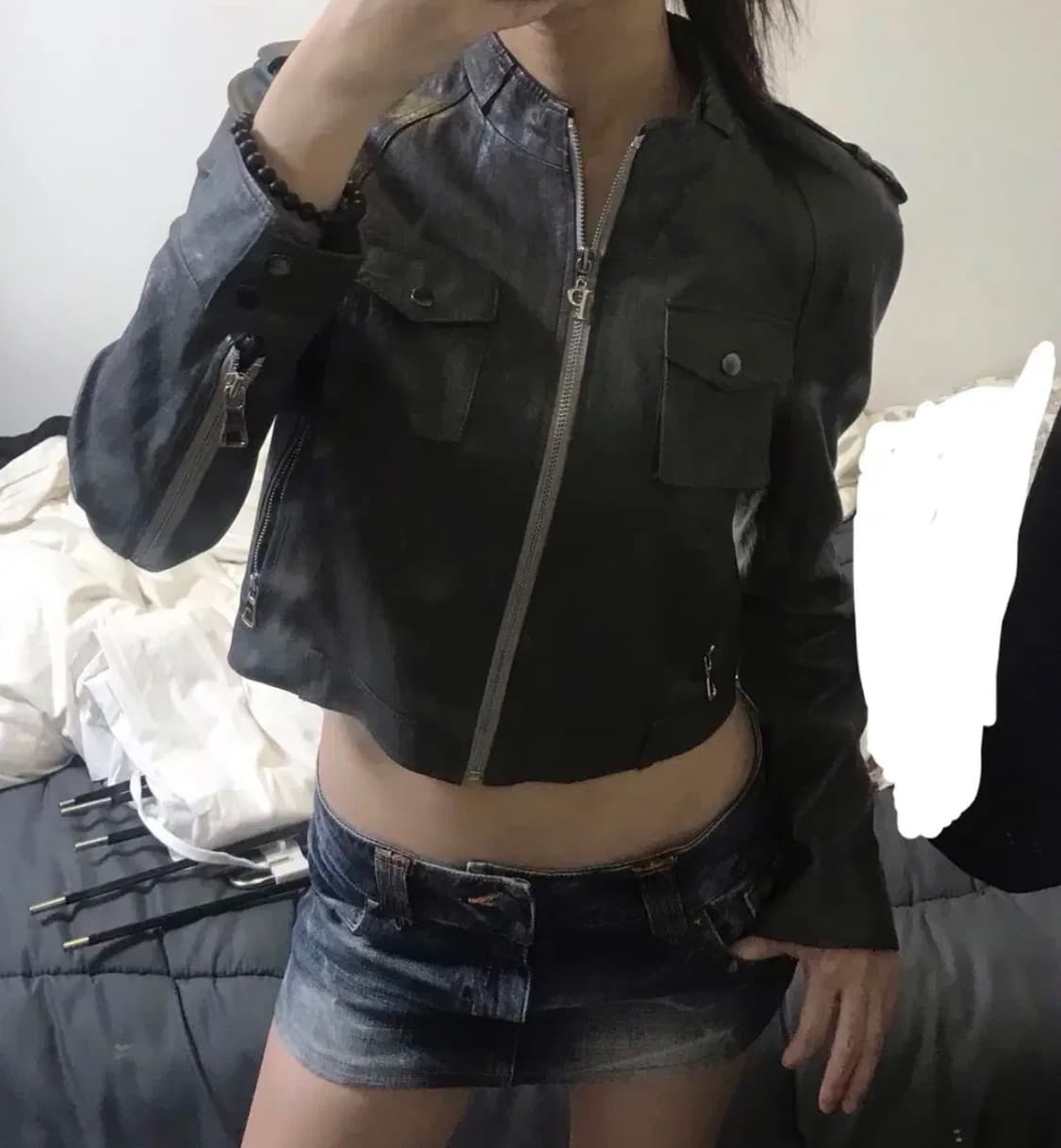 베로사 에코레더 크롭 숏 자켓(피조물빈티지파우닝133) 상품이미지3