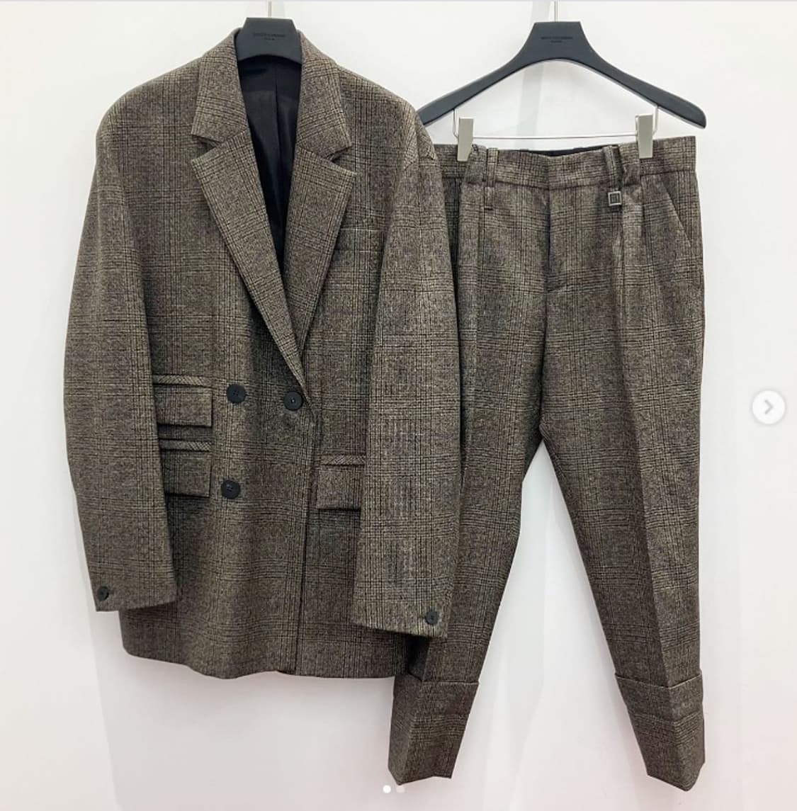 우영미 22fw 메인체크 셋업 브라운 50, 50 상품이미지6