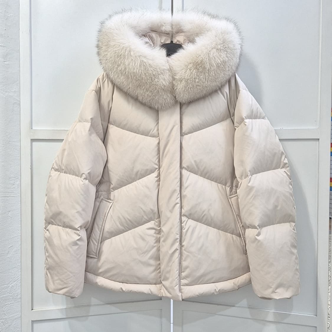 24fw 온앤온 폭스퍼 후드 다운 숏패딩 상품이미지1