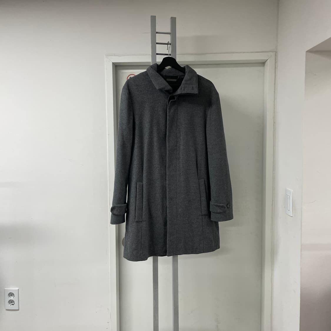 알마니익스체인지 그레이 코트 M 상품이미지1