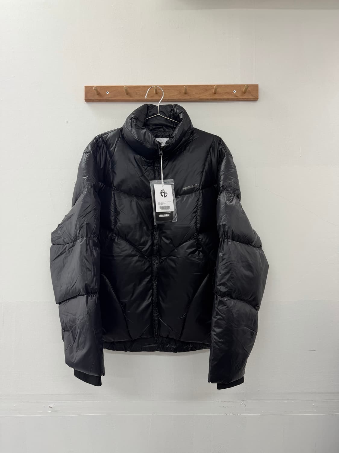 노매뉴얼 엘라 덕다운 패딩 글로시블랙 상품이미지1