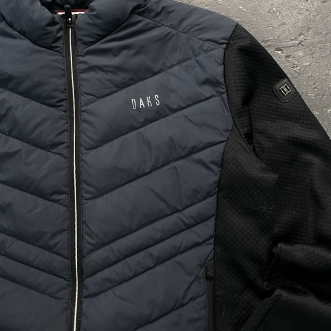 100 닥스 하이브리드 패딩  상품이미지2