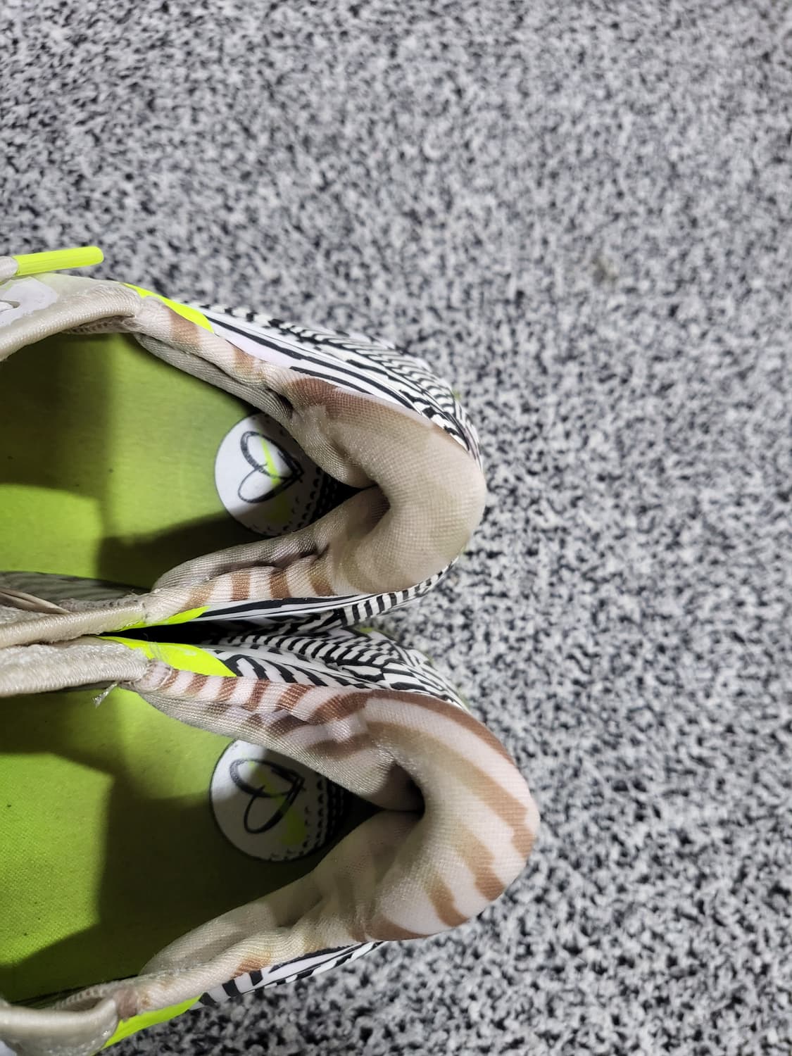 나이키 에어 줌 인피니티 투어 NRG 한정판 볼트 골프화  상품이미지8