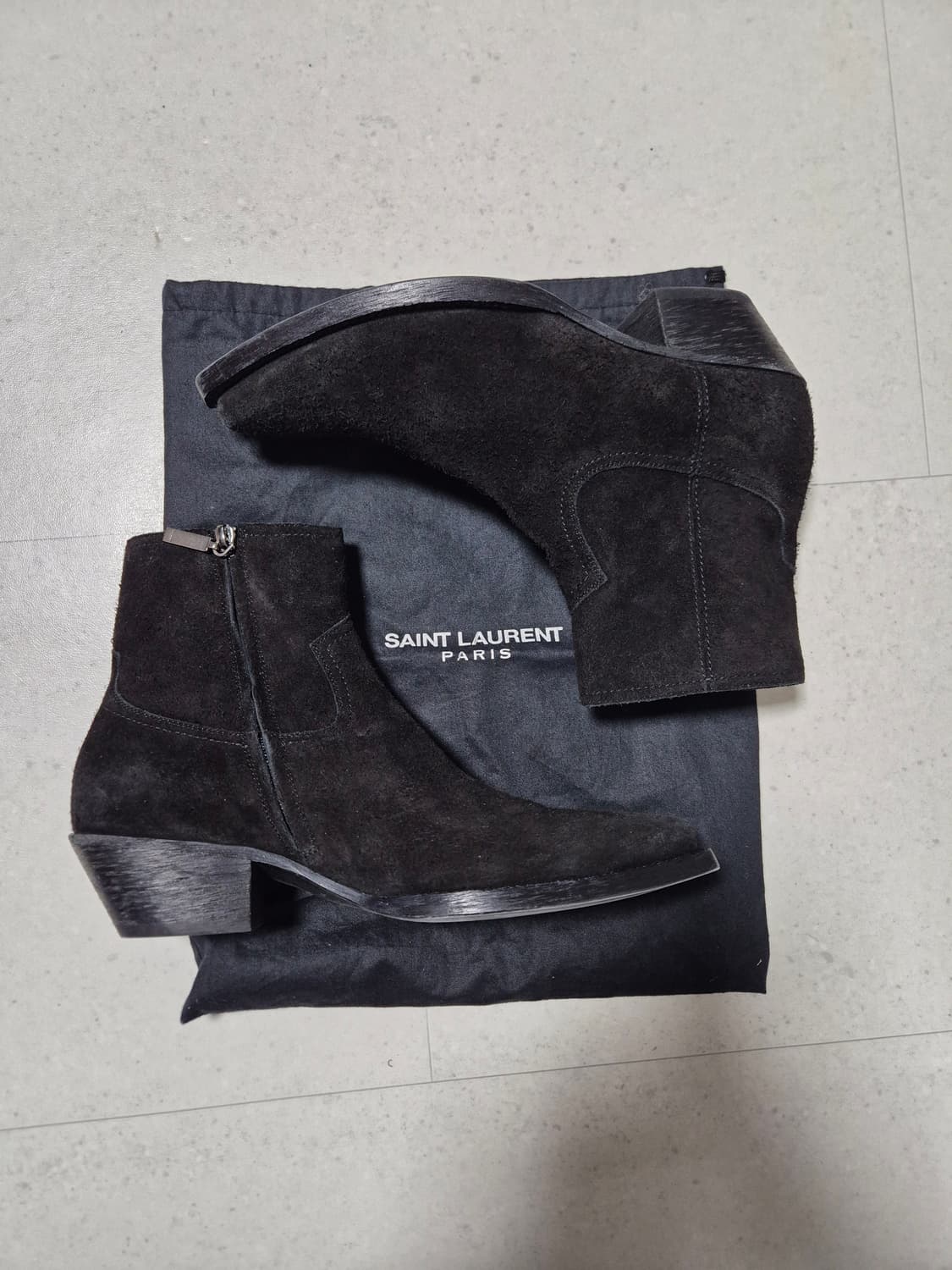 생로랑 루카스 스웨이드 부츠 블랙 41.5 상품이미지1