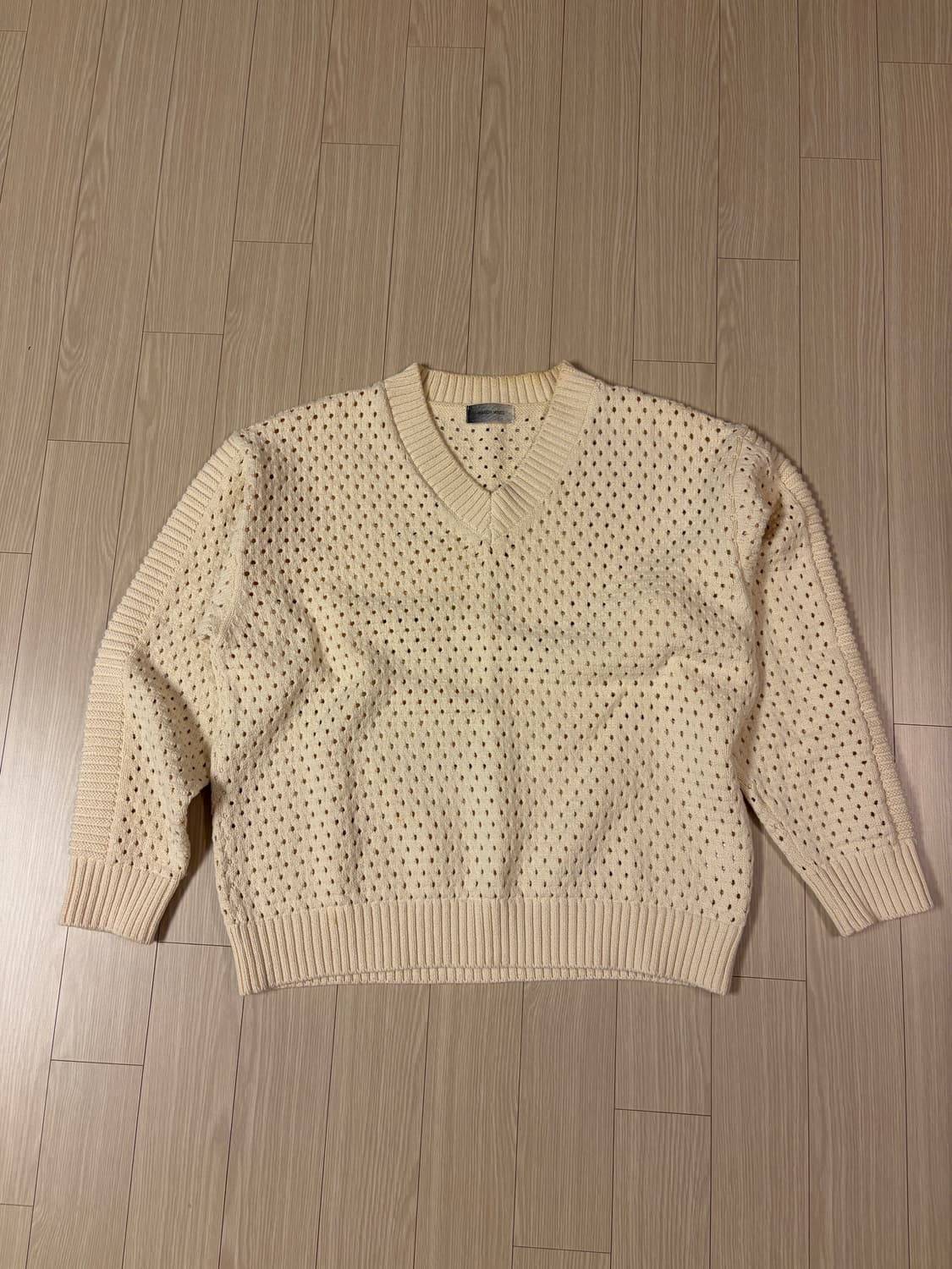 PUNCHING V-NECK KNIT (L) 상품이미지4