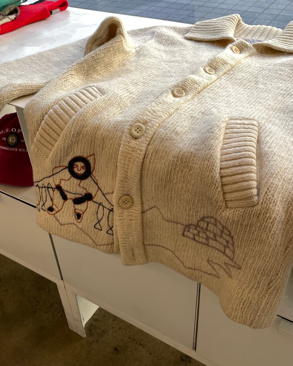 70s Canadian “Inuit” Heavy wool Sweater 상품이미지8