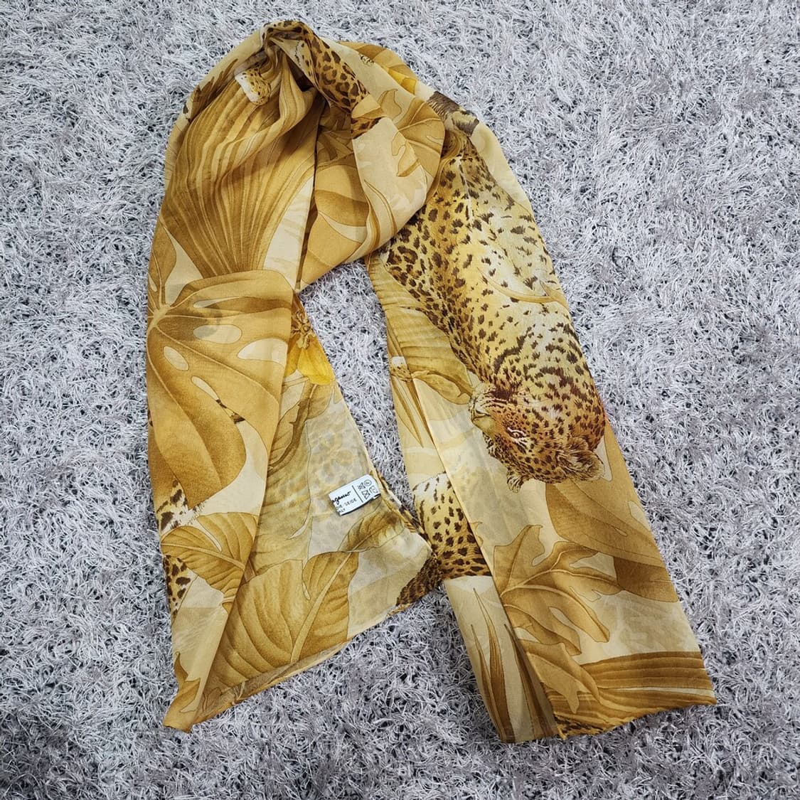 페라가모 실크 스카프 상품이미지2