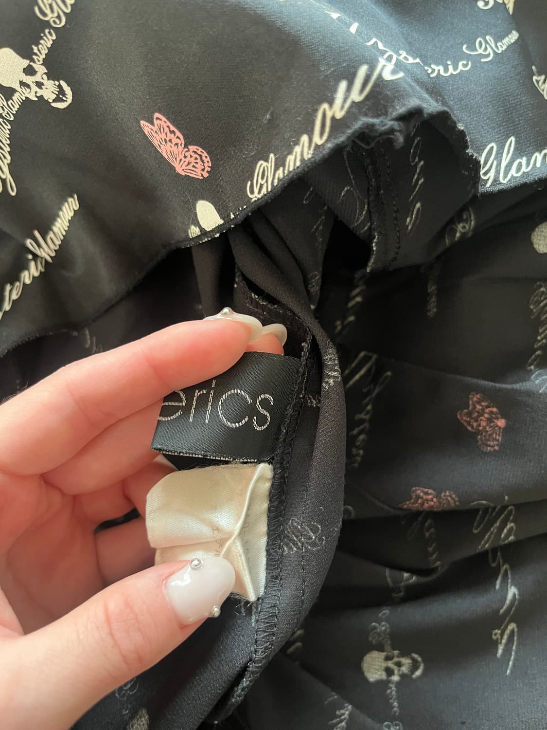 히스테릭 글래머 아카이브 스컬 X 버터플라이 올오버 프린트 플리츠 원피스 상품이미지5