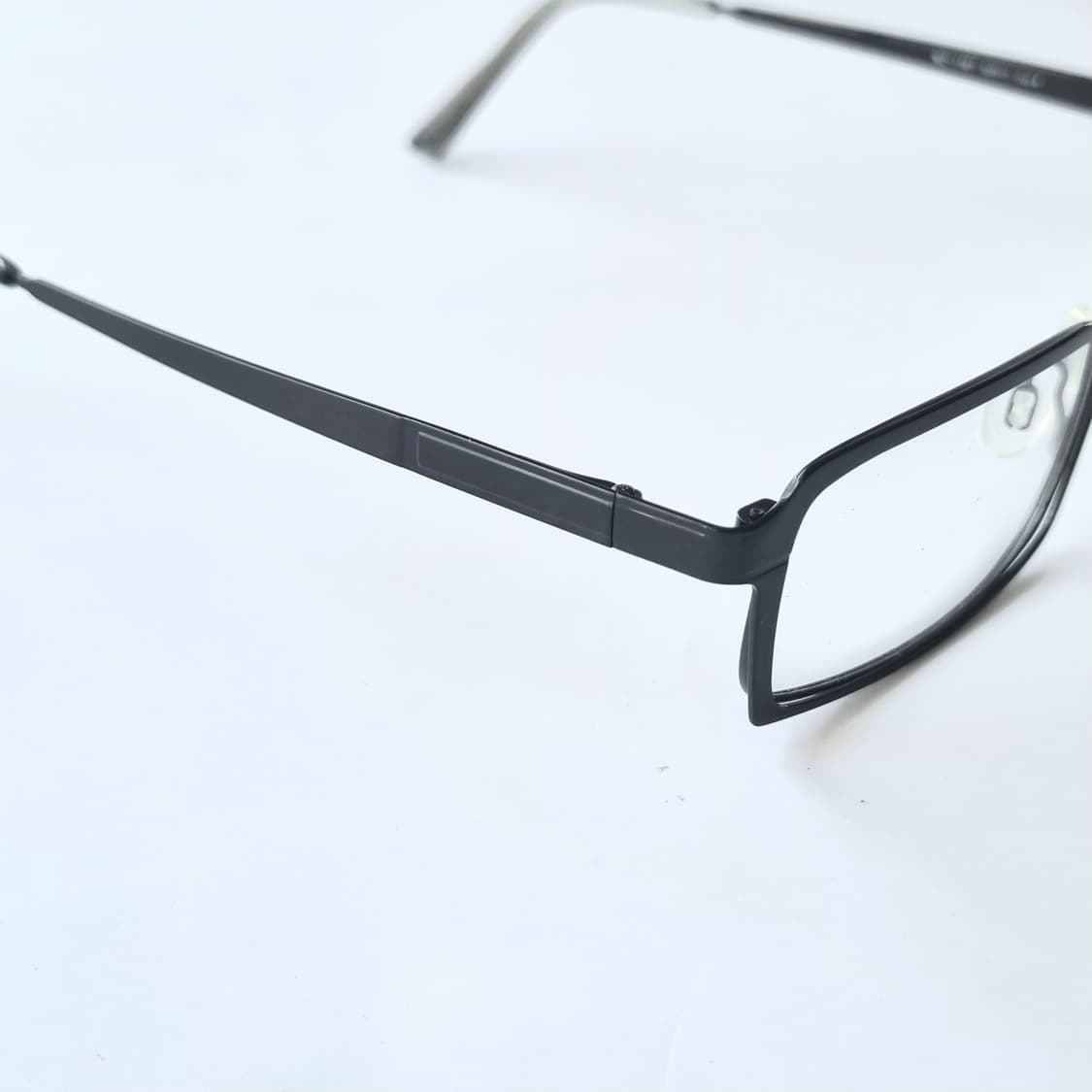 데드스탁 이탈리안 무드의 빈티지 블랙 스퀘어 안경테 상품이미지6