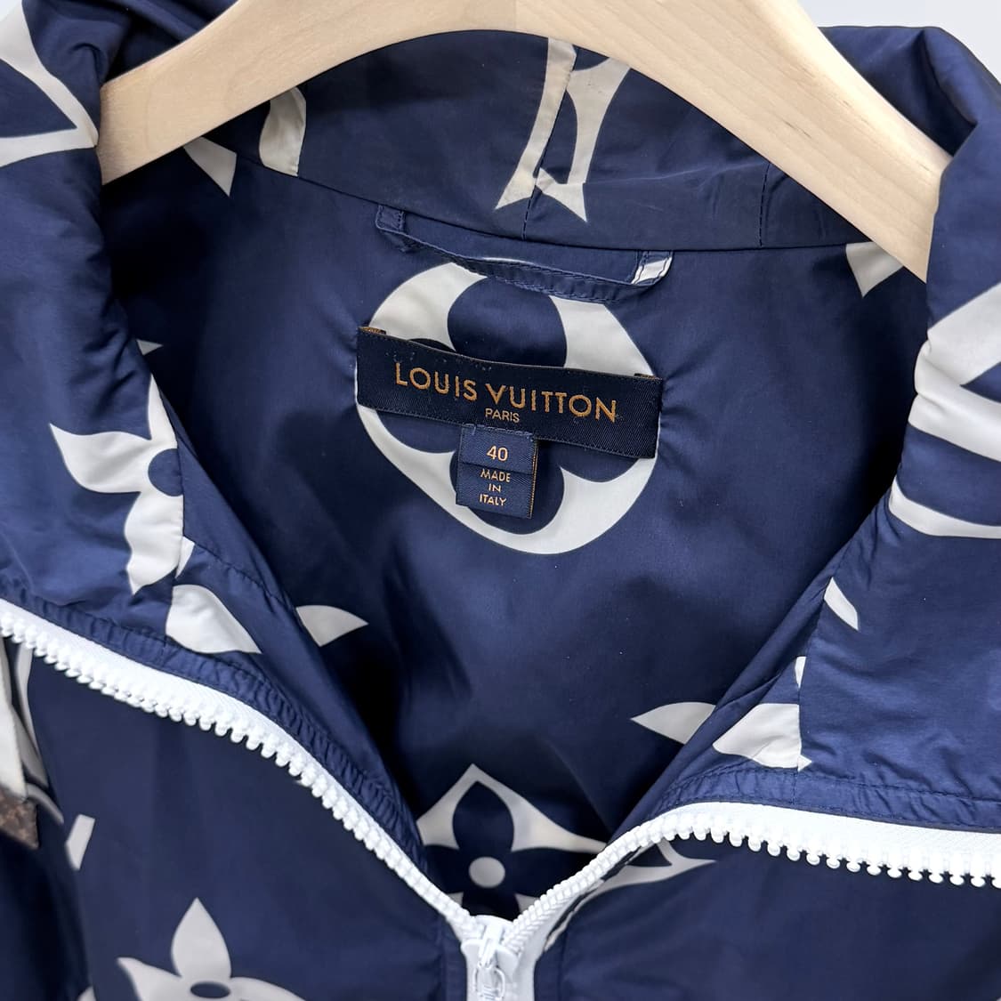 [S급/40] 루이비통 모노그램 여성 후드 바람막이 자켓 블루 상품이미지7