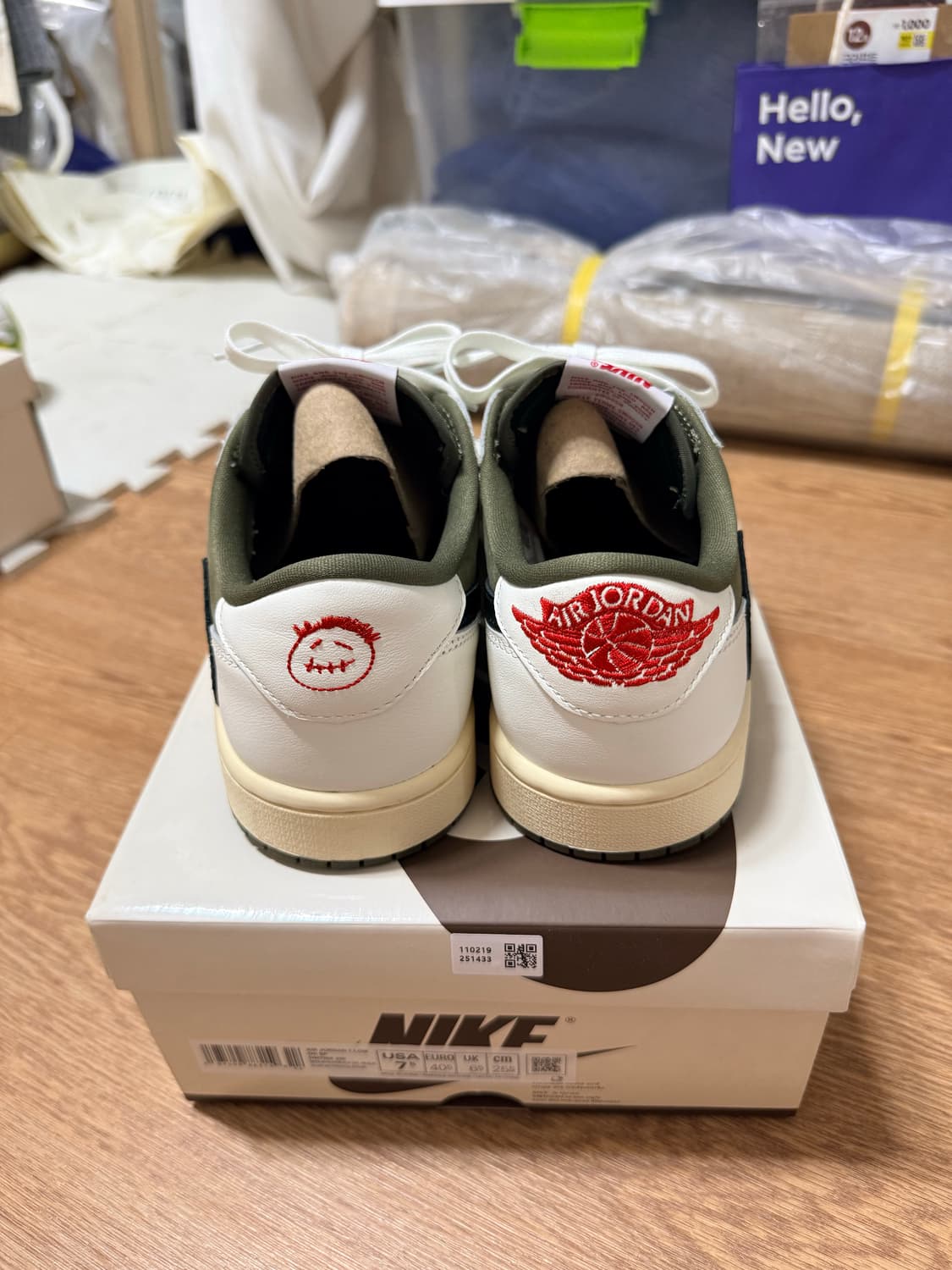 [255] 조던 1 x 트래비스 스캇 레트로 로우 OG SP 리버스 올리 상품이미지4