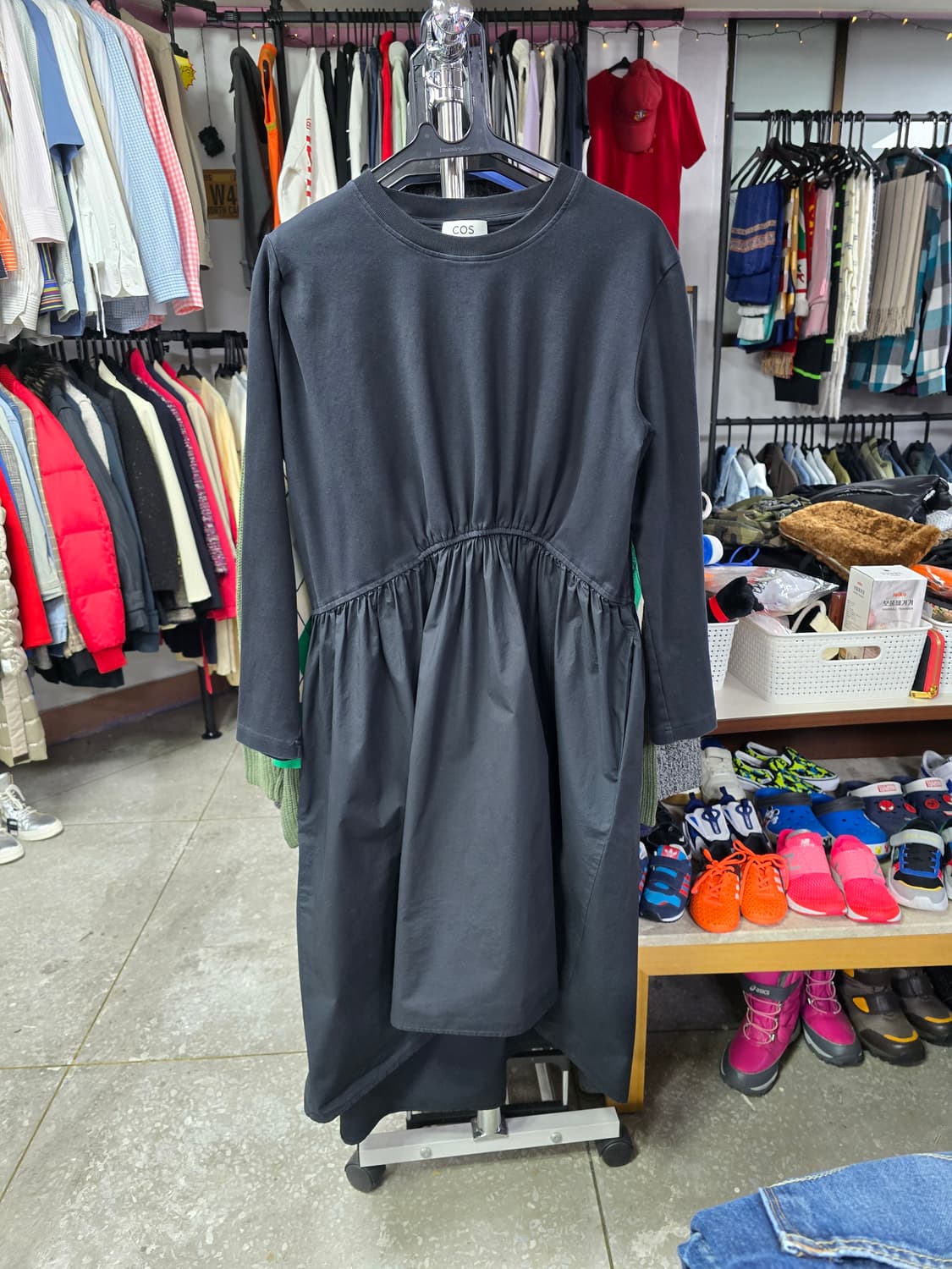 COS 코스 블랙 롱원피스 (1433) 상품이미지1