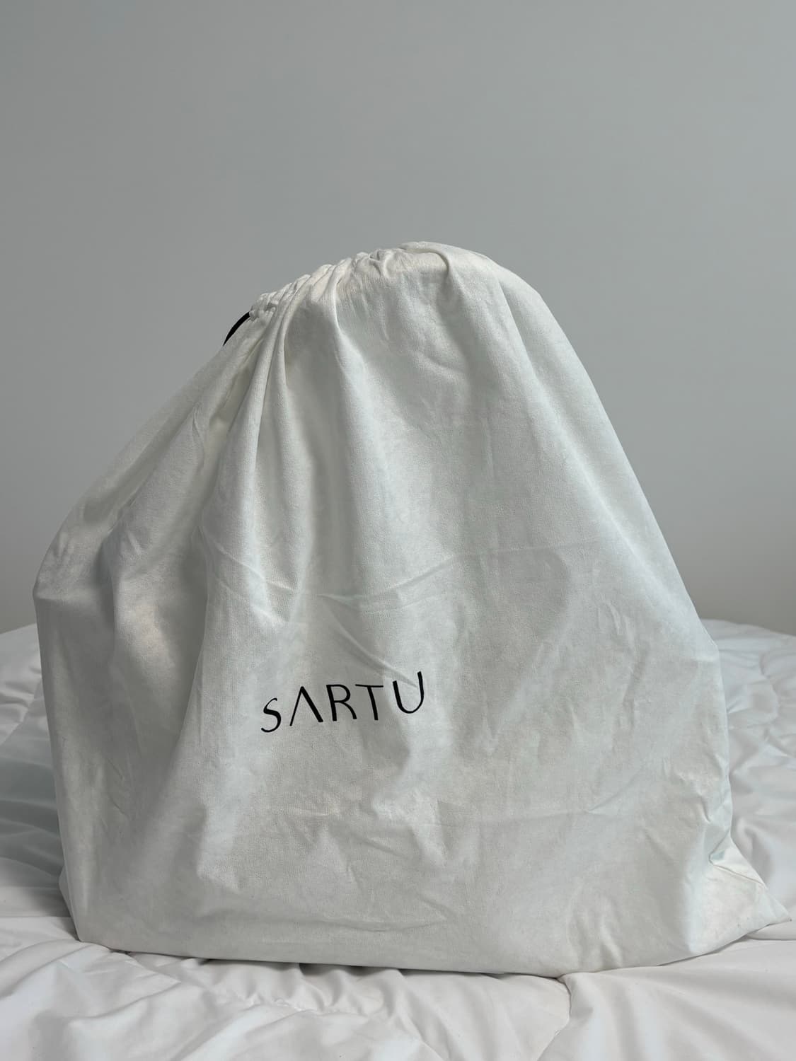 (1회 착용) 사르투 타이 숄더백 화이트 상품이미지10