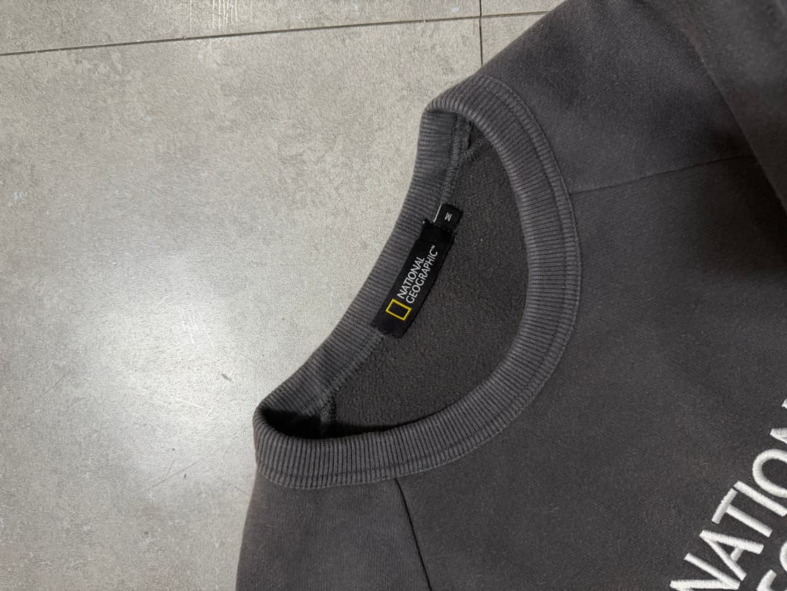 내셔널지오그래픽 다크그레이 스웻셔츠 100size  상품이미지4